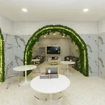 Гостевой дом Partenope 4*