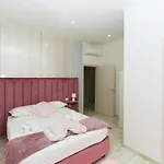Гостевой дом Partenope 4*