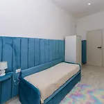 Partenope 4*