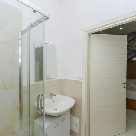 Partenope Penzion 4*