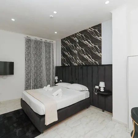 Partenope 4* Neapol